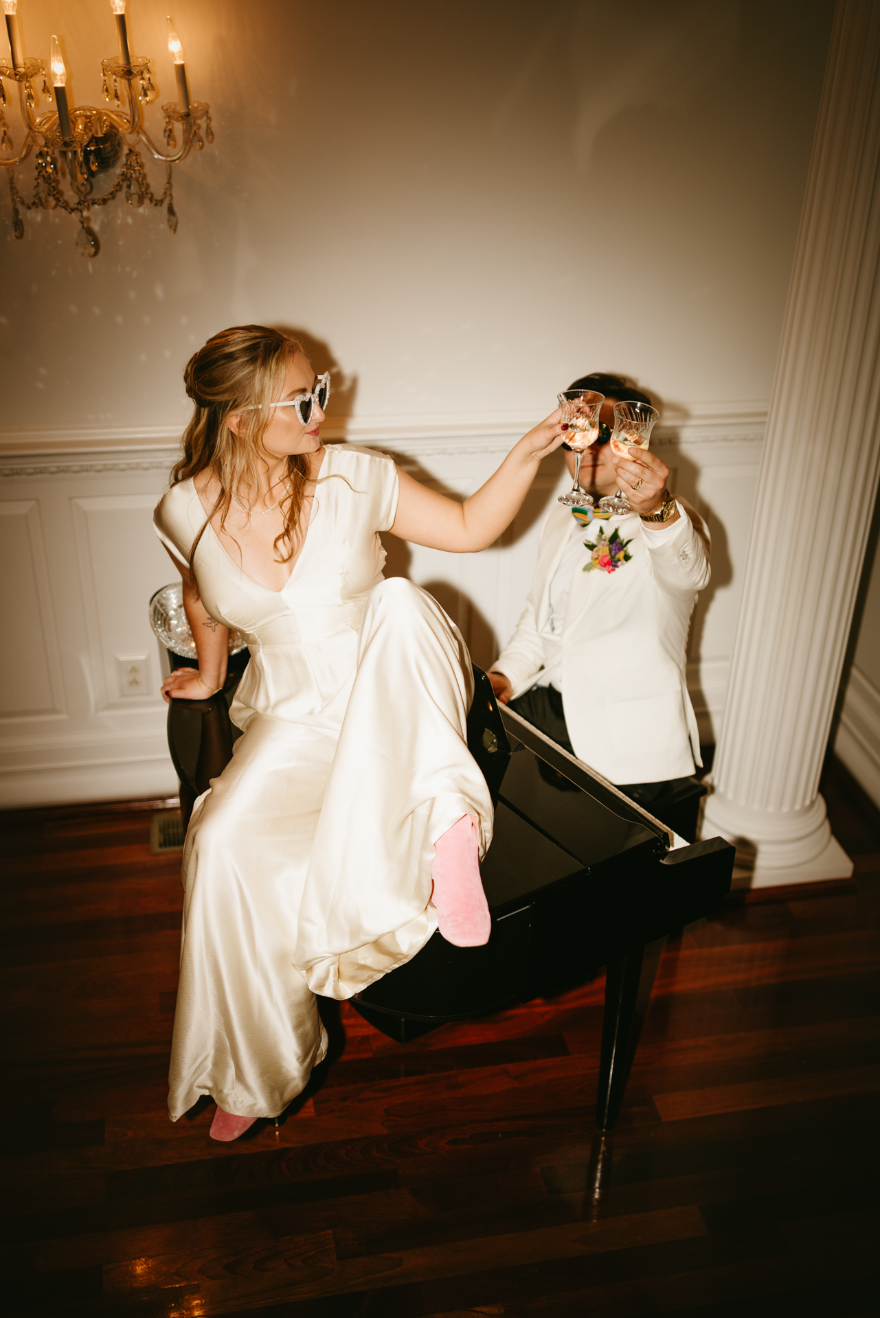 vintage alternative photography - grand holland estate south carolina wedding venue 